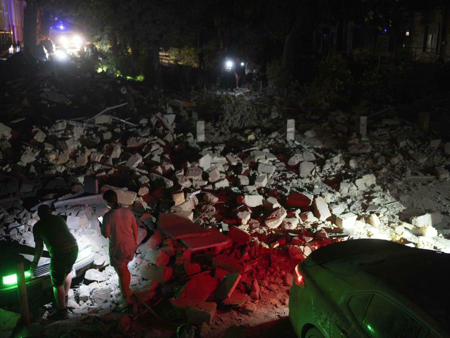 (AP Photo/Jae C. Hong)