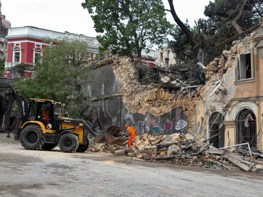  REUTERS/Nina Liashonok