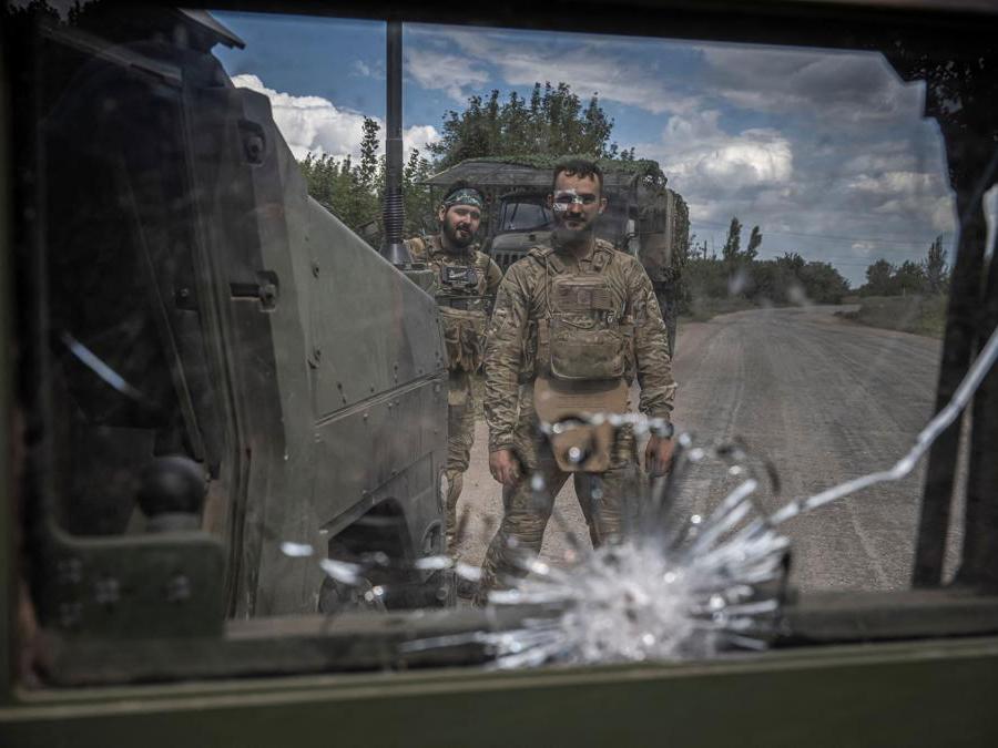  REUTERS/Viacheslav Ratynskyi