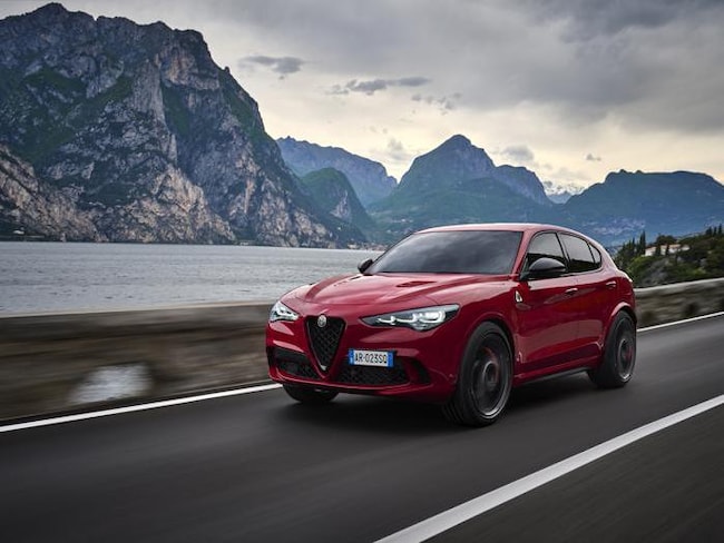 Alfa Romeo Giulia e Stelvio Quadrifoglio, le foto della prova 