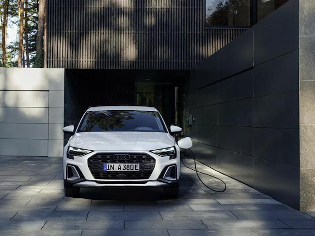 Audi A3 Allestreet Tfsi e, le foto della plug-in