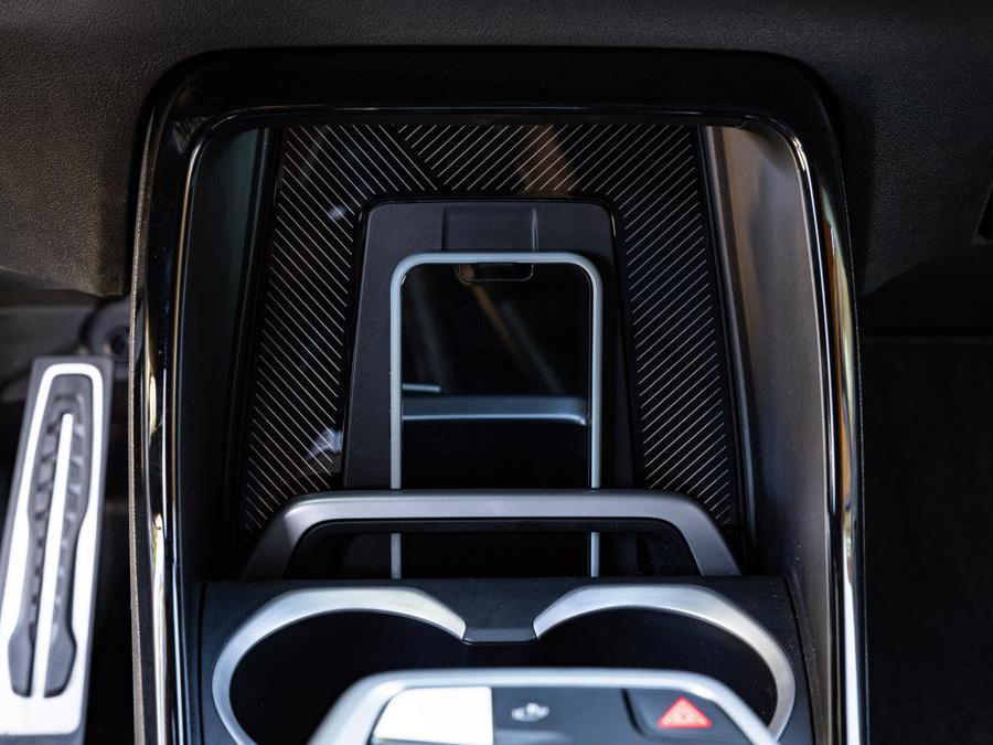 BMW iX2 xDrive 30