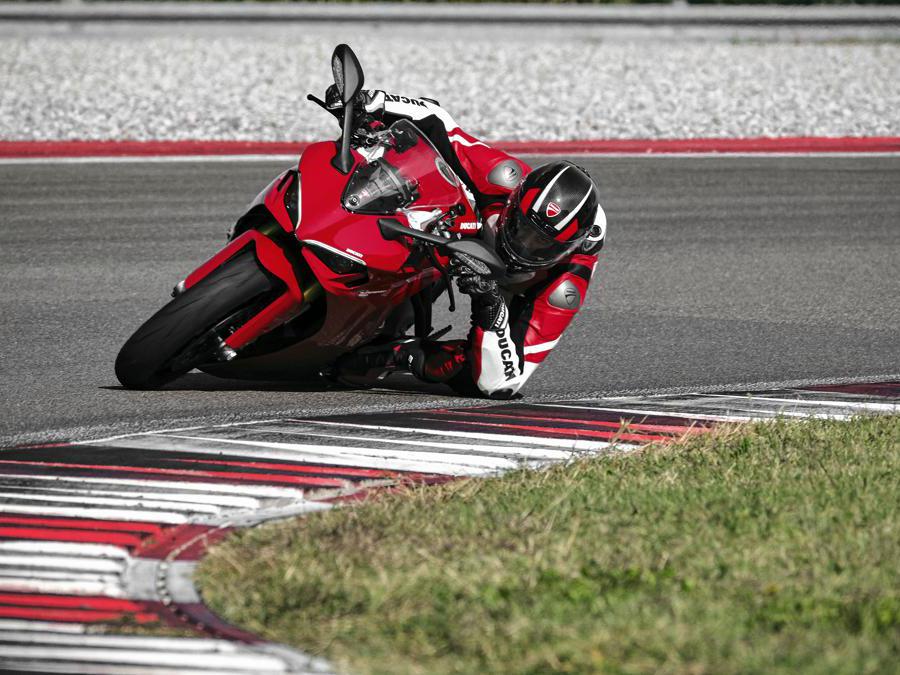Ducati Supersport 950 S