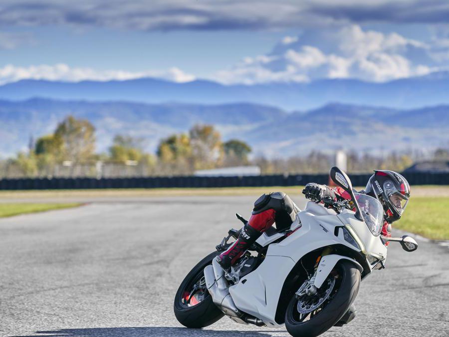 Ducati Supersport 950 S
