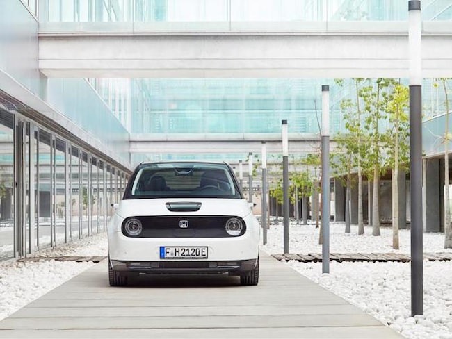 Honda E, tutte le foto della citycar elettrica