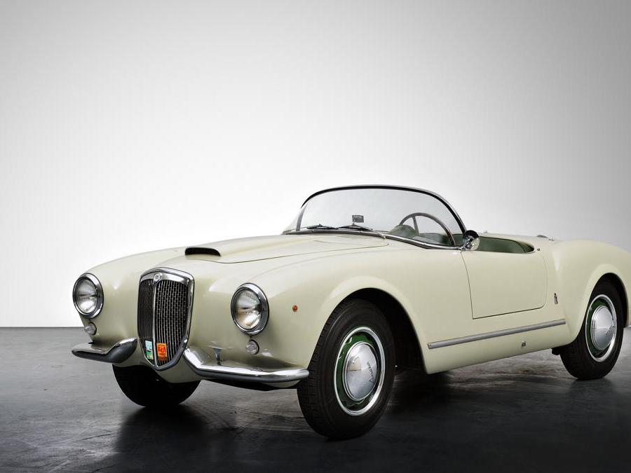 Lancia Aurelia B24S
