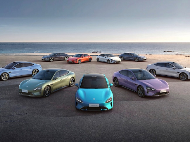 Xiaomi SU7, le foto dell’auto elettrica cinese anti Tesla