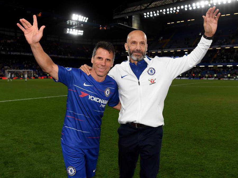  Il giocatore del Chelsea  Gianfranco Zola e Gianluca Vialli  (Darren Walsh/Chelsea FC via Getty Images)