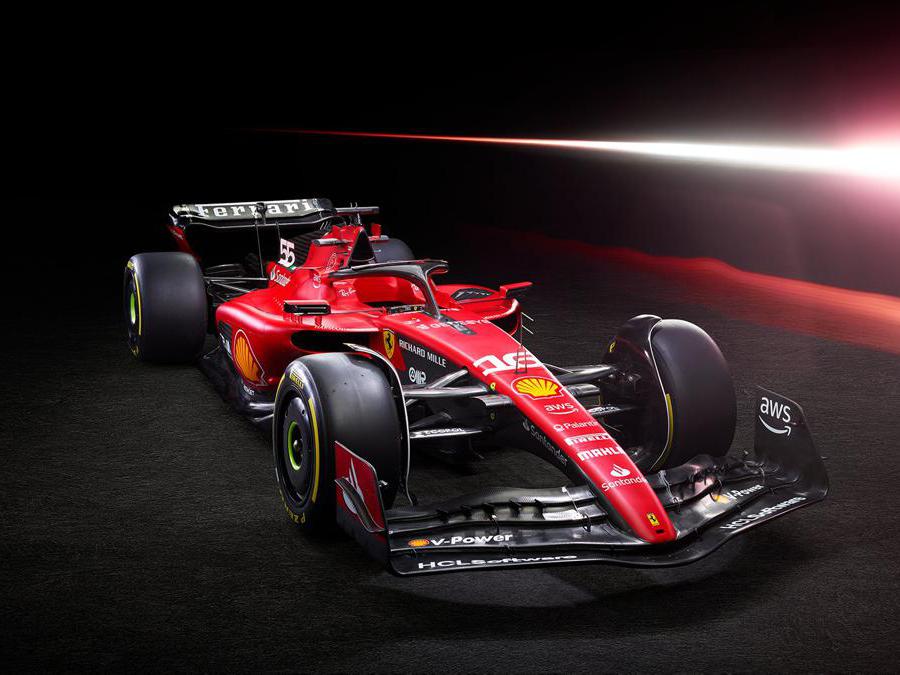 La Scuderia Ferrari, mostra la nuova monoposto SF-23 della Ferrari per la stagione 2023 