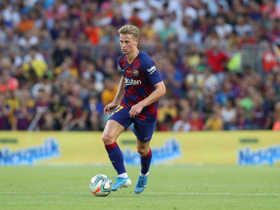 Il 22enne centrocampista olandese Frenkie de Jong, acquistato dal Barcellona. Nelle casse dell'Ajax 75 milioni di euro più 11 milioni di bonus. (Afp)