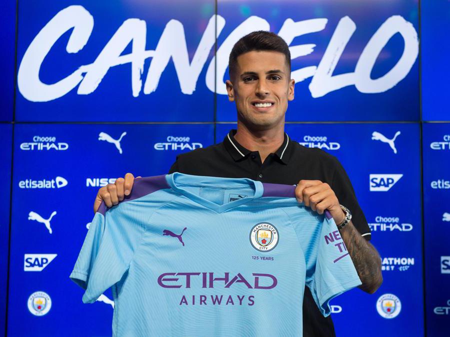 Il 25enne esterno destro portoghese, Joao Cancelo, acquistato dal Manchester City. Nelle casse della Juventus 65 milioni di euro. (Afp)
