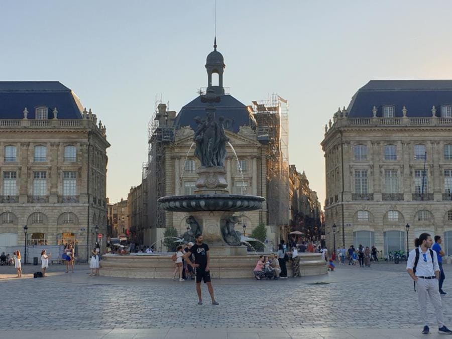 Bordeaux, la settecentesca Place de la Bourse