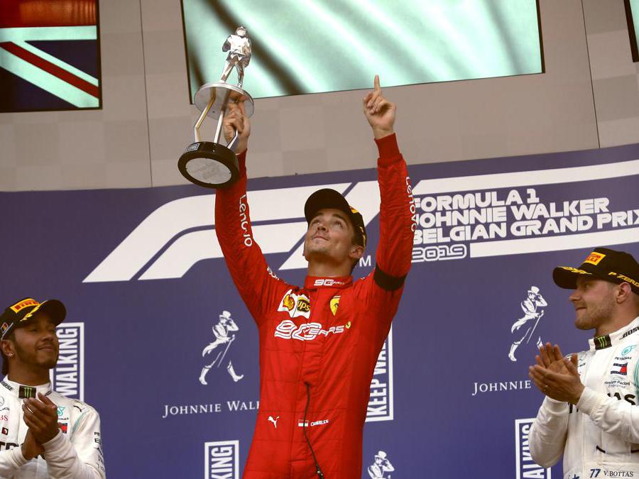Charles Leclerc, Lewis Hamiltoneft secondo classificato e Valtteri Bottas terzo classificato (AP Photo/Francisco Seco)
