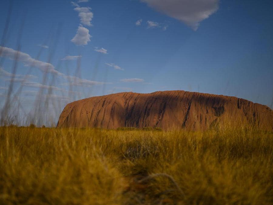 Australia, ultime scalate ad Ayers Rock prima del divieto (Epa)