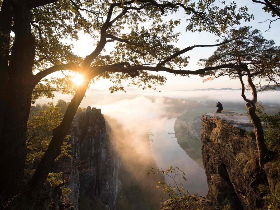 La formazione rocciosa Bastei (Dresda-Germania). (Photo by Sebastian Kahnert / dpa / AFP)