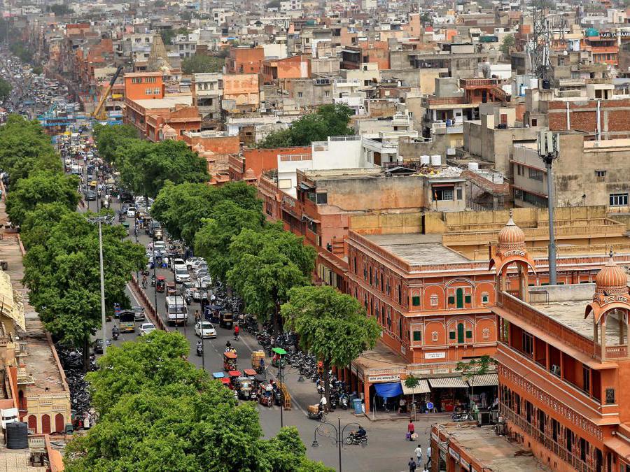 Una visione generale della città murata di Jaipur, in India. EPA/VISHAL BHATANAGAR