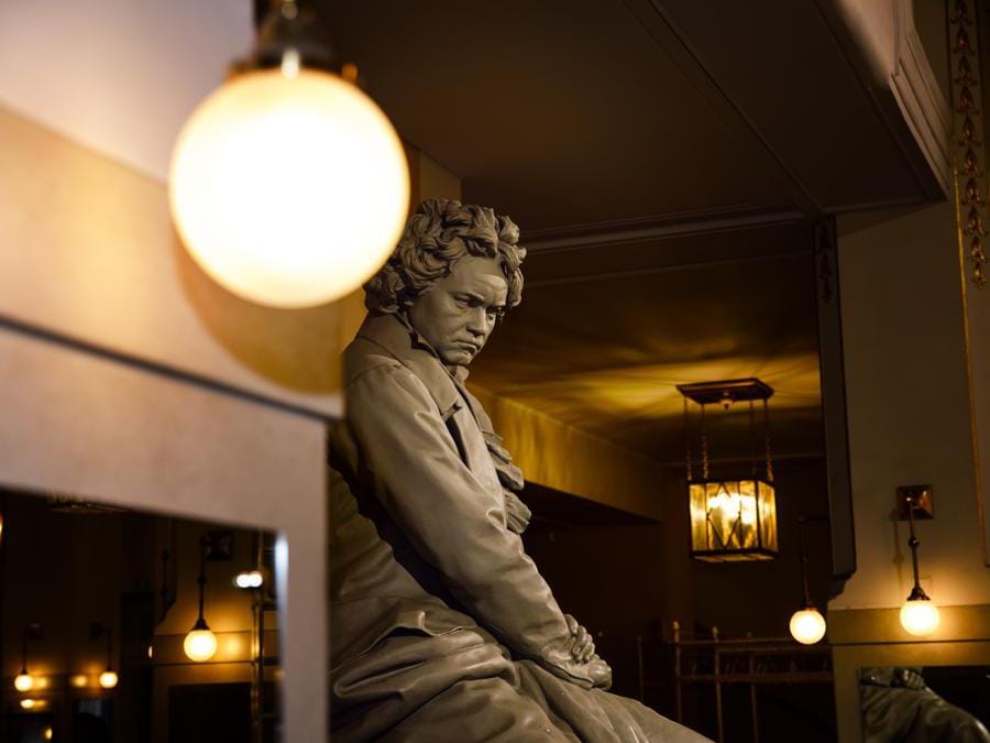 Beethoven monument in the Wiener Konzerthaus - Vienna Tourist Board, Paul Bauer